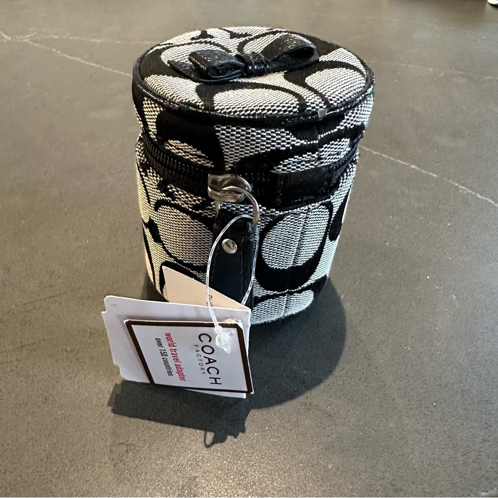 Coach | Travel Adapter and Case - Picture 4 of 9